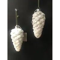 Christmas House Set van 2 ornamenten in glas besneeuwde dennenappels kerstboomhanger
