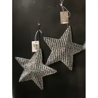 Christmas House Set v 2 prachtige sterren als kersthanger zwart wit glitter 20cm ornamenten