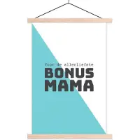 MuchoWow Geschenk op Moederdag voor allerliefste bonus mama blauw met wit schoolplaat platte latten blank schoolplaat 60x90 cm - Foto print op textielposter (wanddecoratie woonkamer/slaapkamer)