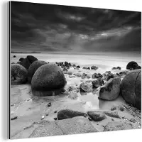 MuchoWow Wanddecoratie Metaal - Aluminium Schilderij Industrieel - Moeraki Boulders Nieuw Zeeland fotoprint - 160x120 cm - Dibond - Foto op aluminium - Industriële muurdecoratie - Voor de woonkamer/slaapkamer