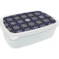 MuchoWow Broodtrommel Wit - Lunchbox - Brooddoos - Nieuwjaar - Sneeuwvlok - Kerst - Patroon - 18x12x6 cm - Volwassenen