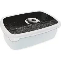 MuchoWow Broodtrommel Wit - Lunchbox - Brooddoos - Voetbal in het gras - zwart wit - 18x12x6 cm - Volwassenen