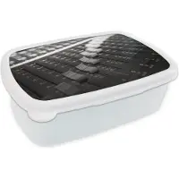 MuchoWow Broodtrommel Wit - Lunchbox - Brooddoos - Zwart-wit foto van een mengpaneel - 18x12x6 cm - Volwassenen