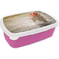 MuchoWow Broodtrommel Roze - Lunchbox - Brooddoos - Een raszuivere Golden Retriever puppy rent in het water - 18x12x6 cm - Kinderen - Meisje