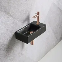 Guido Gusto Fonteinset Mia 40.5x20x10.5cm mat zwart rechts inclusief fontein kraan, sifon en afvoerplug mat rose goud