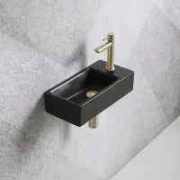 Guido Gusto Fonteinset Mia 40.5x20x10.5cm mat zwart rechts inclusief fontein kraan, sifon en afvoerplug mat goud