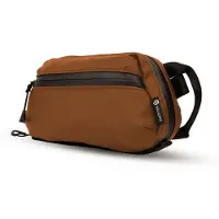 WANDRD Tech Bag Medium Sedona Orange