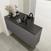 Mondiaz olan 120 cm toiletmeubel dark grey. Lex wastafel urban midden 1 kraangat