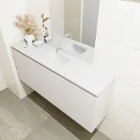 Mondiaz olan 120 cm toiletmeubel linen. Lex wastafel talc midden geen kraangat