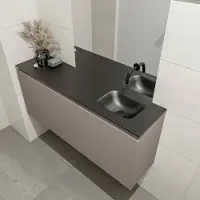 Mondiaz olan 120 cm toiletmeubel smoke. Lex wastafel urban rechts geen kraangat