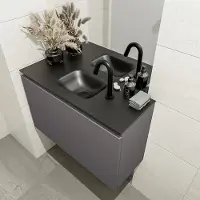 Mondiaz olan 80 cm toiletmeubel dark grey. Lex wastafel urban midden 1 kraangat