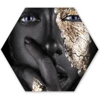 MuchoWow Hexagon wanddecoratie - Kunststof Wanddecoratie - Hexagon Schilderij - Vrouw - Goud - Zwart - Schmink - Luxe - 37x32 cm