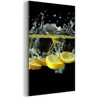 MuchoWow Wanddecoratie Metaal - Aluminium Schilderij Industrieel - Citroen - Fruit - Geel - Stilleven - Water - 60x90 cm - Dibond - Foto op aluminium - Industriële muurdecoratie - Voor de woonkamer/slaapkamer