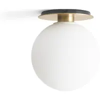 Audo Copenhagen TR plafond/wandlamp messing Mat opaalglas