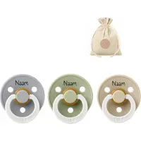 BIBS fopspenen met naam T2 - Glow in the dark: vanilla, sage en cloud - 6-18 maanden - BolleToet speenzakje