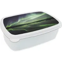 MuchoWow Broodtrommel Wit - Lunchbox - Brooddoos - Noorderlicht - Meer - IJsland - Groen - Bos - Sneeuw - 18x12x6 cm - Volwassenen