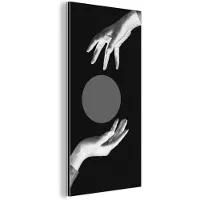 MuchoWow Wanddecoratie Metaal - Aluminium Schilderij Industrieel - Handen - Retro - cirkel - 40x80 cm - Dibond - Foto op aluminium - Industriële muurdecoratie - Voor de woonkamer/slaapkamer