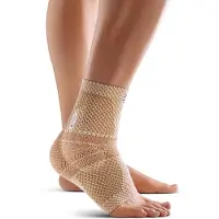 Bauerfeind MalleoTrain Enkelbrace - Zijde: Rechts - Maat: 6 (27 - 29 cm) - Kleur: Beige