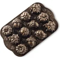 Nordic Ware Autumn Delights bakvorm 12 stuks aluminium bronskleurig