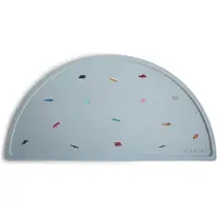 Mushie siliconen placemat voor kinderen | BPA-vrij antislipontwerp (retroauto's)