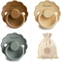 Frigg Daisy fopspenen met naam - T2- Cappuccino, Lily pad, Pale Daffodil - 6-18 maanden - spenen - speen - fopspeen - BolleToet speenzakje