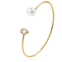 LGT JWLS Goudkleurige armband met Ovale Zirkonia Steen en Imitatie Parel