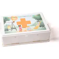 FixFirst - Kinderverbandtrommel met leuke kinderpleisters - inclusief wandbeugel - complete verbanddoos.