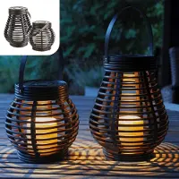 GADGY Rotan Solar Tafellamp voor buiten - Led Tuinverlichting op Zonneenergie - Tuinlantaarn met Dag/Nacht Sensor - Solar Tuinverlichting - Verlichting voor buiten - Set van 2