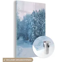 MuchoWow Glasschilderij 100x150 cm - Schilderij acrylglas - Bos - Sneeuw - Winter - Foto op glas - Schilderijen