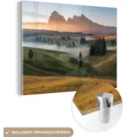 MuchoWow Glasschilderij 160x120 cm - Schilderij acrylglas - Berg - Mist - Landschap - Foto op glas - Schilderijen