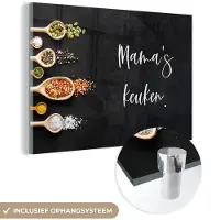 MuchoWow Glasschilderij 180x120 cm - Schilderij acrylglas - Moeder - Keuken - Spreuken - Mama's keuken - Quotes - Foto op glas - Schilderijen