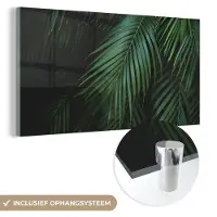 MuchoWow Glasschilderij 160x80 cm - Schilderij acrylglas - Palmbladeren - Palmen - Tropical - Foto op glas - Schilderijen