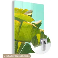 MuchoWow Glasschilderij 30x40 cm - Schilderij acrylglas - Bananenblad - Bladeren - Tropisch - Zomer - Foto op glas - Schilderijen