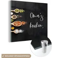 MuchoWow Glasschilderij 50x50 cm - Schilderij acrylglas - Oma - Keuken - Oma's keuken - Quotes - Spreuken - Foto op glas - Schilderijen
