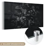 MuchoWow Glasschilderij zwart wit - Zwart - Wit - Stenen - Gesteente - 80x40 cm - Muurdecoratie - Decoratie slaapkamer