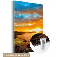MuchoWow Glasschilderij - Schilderij glas - Zonsondergang - Bomen - Zee - Foto op glas - Kamer decoratie - Wanddecoratie natuur - Acrylglas - 30x40 cm - Schilderijen woonkamer