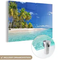 MuchoWow - Glasschilderij - Acrylglas - Foto op glas - Strand - Zee - Palmboom - 180x120 cm - Wanddecoratie glas - Glasschilderij strand - Glasschilderij natuur - Woonkamer