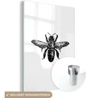 MuchoWow Glasschilderij 30x40 cm - Schilderij acrylglas - Bij - Insect - Vintage - Zwart wit - Foto op glas - Schilderijen