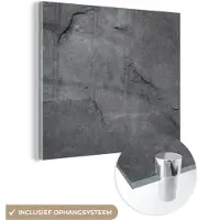 MuchoWow Glasschilderij zwart wit - Graniet - Grijs - Steen - Industrieel - 50x50 cm - Foto op glas - Slaapkamer decoratie