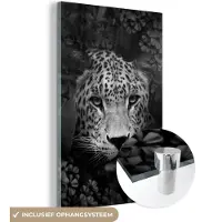 MuchoWow Glasschilderij 40x60 cm - Schilderij acrylglas - Panter tussen de bloemen in de jungle - zwart wit - Foto op glas - Schilderijen
