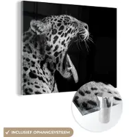 MuchoWow Glasschilderij 160x120 cm - Schilderij acrylglas - Jaguar - Dier - Zwart - Wit - Foto op glas - Schilderijen