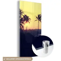 MuchoWow Glasschilderij 20x40 cm - Schilderij acrylglas - Zee - Palmboom - Avond - Landschap - Foto op glas - Schilderijen