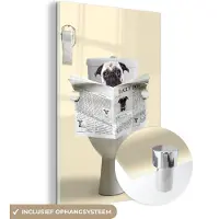 MuchoWow Glasschilderij 120x180 cm - Schilderij acrylglas - Hond - Pug - Toilet - Krant - Dier - Foto op glas - Schilderijen