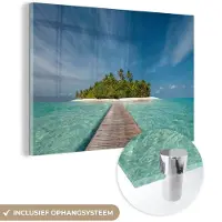 MuchoWow Glasschilderij 60x40 cm - Schilderij acrylglas - Zee - Pier - Eiland - Foto op glas - Muurdecoratie woonkamer - Wanddecoratie slaapkamer - Schilderijen