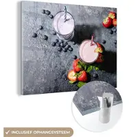 MuchoWow Glasschilderij 160x120 cm - Schilderij acrylglas - Smoothie - Fruit - Aardbei - Bes - Marmer - Foto op glas - Schilderijen