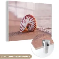 MuchoWow Glasschilderij - Wanddecoratie - - Zee - Strand - Schelp - Schilderij glas - Muurdecoratie - Acrylglas - Foto op glas - 180x120 cm - Schilderijen woonkamer