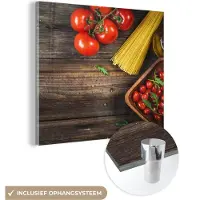 MuchoWow Glasschilderij 20x20 cm - Schilderij acrylglas - Pasta - Tomaat - Keuken - Foto op glas - Schilderijen