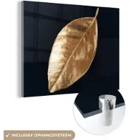 MuchoWow Glasschilderij 160x120 cm - Schilderij acrylglas - Bladeren - Black en gold - Luxe - Natuur - Planten - Foto op glas - Schilderijen