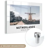 MuchoWow Glasschilderij 30x20 cm - Schilderij acrylglas - Nederland - Windmolen - Zomer - Foto op glas - Schilderijen