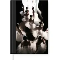 MuchoWow Notitieboek - Schrijfboek - Ballet - Ballerina - Dans - Notitieboekje klein - A5 formaat - Schrijfblok
